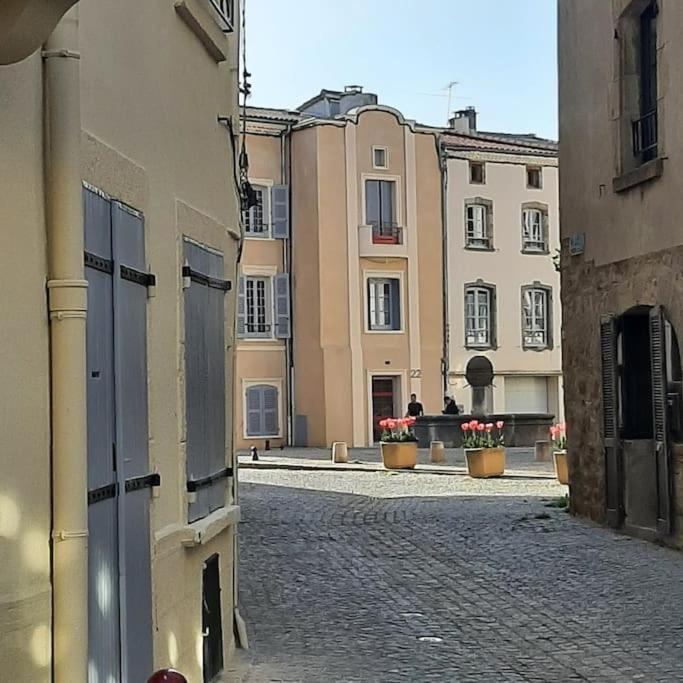 Maison De Ville Vic-le-Comte Ngoại thất bức ảnh